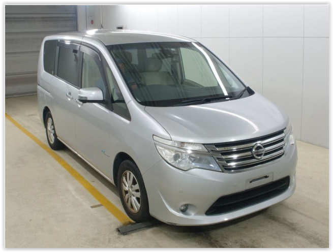 2015 NISSAN SERENA