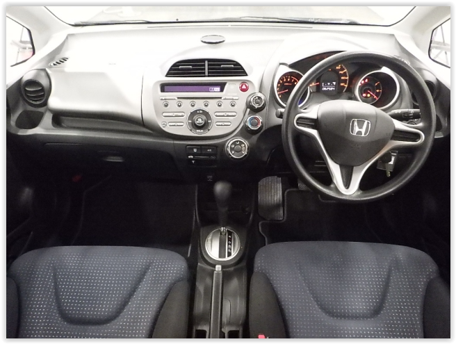 2009 HONDA FIT