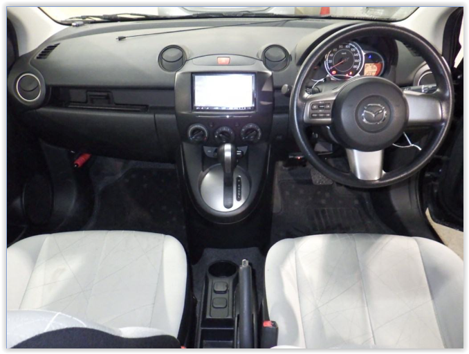 2011 MAZDA DEMIO