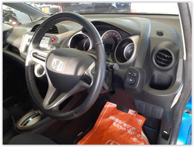 2009 HONDA FIT