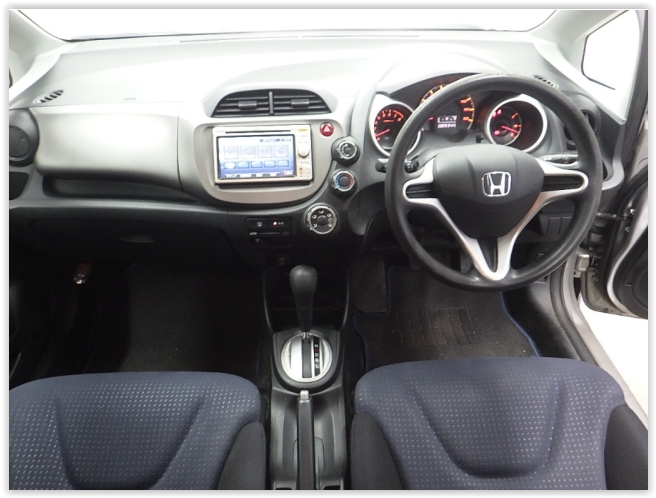 2009 HONDA FIT