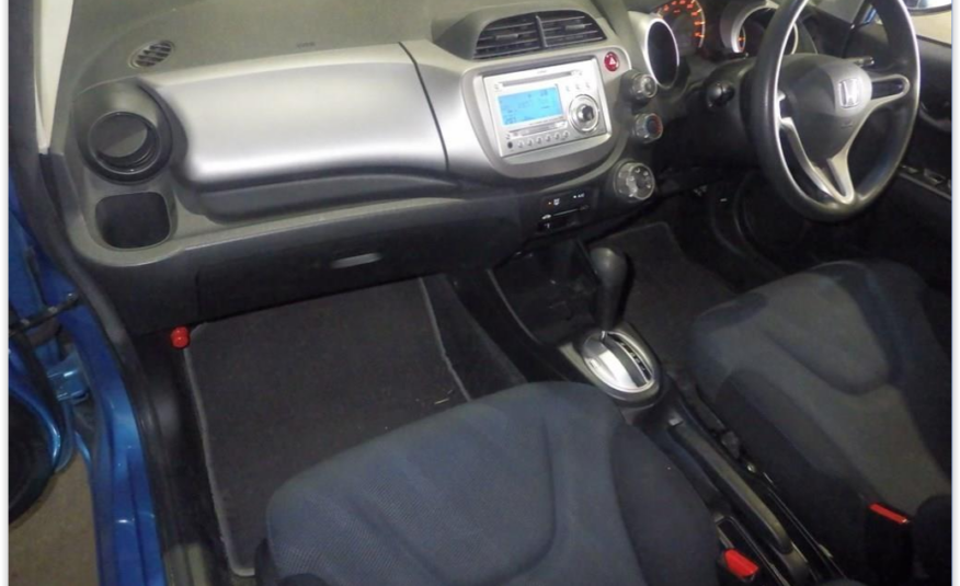 2009 HONDA FIT