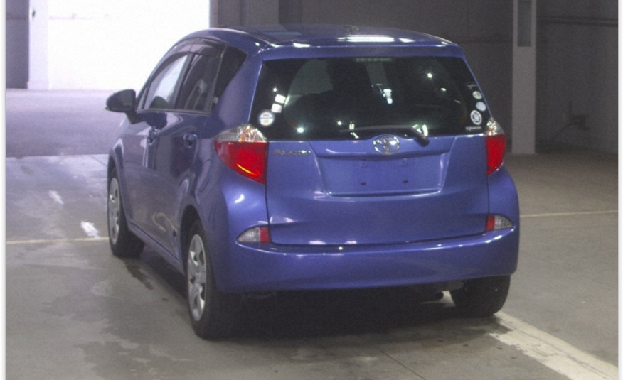 2011 TOYOTA RACTIS