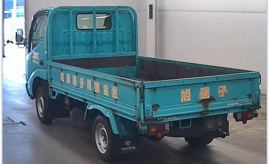 2005 TOYOTA DYNA