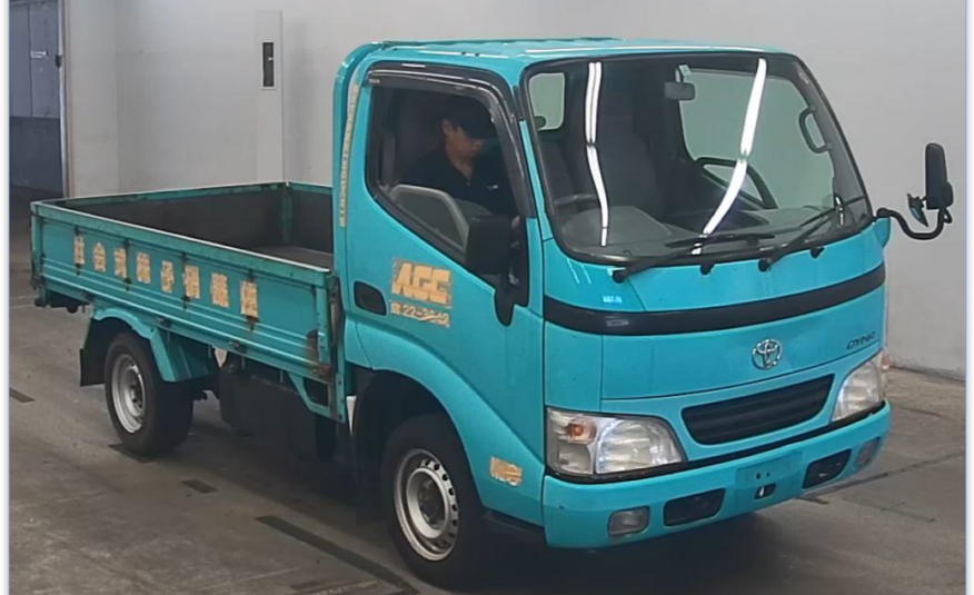 2005 TOYOTA DYNA