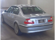 2004 BMW 320i