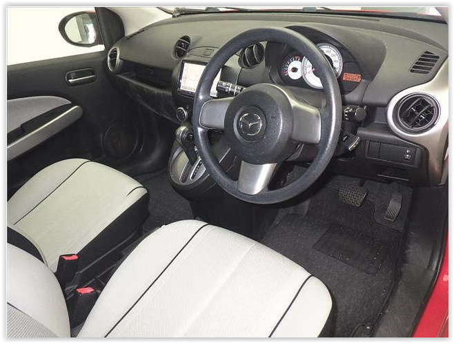 2009 MAZDA DEMIO