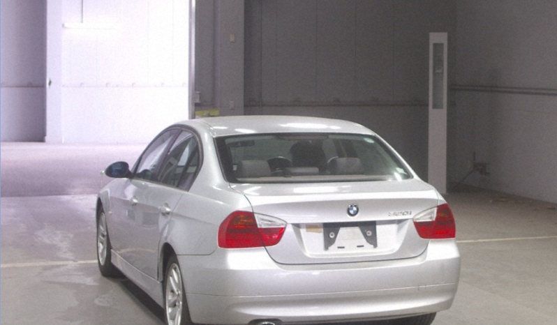 
								BMW 320i full									