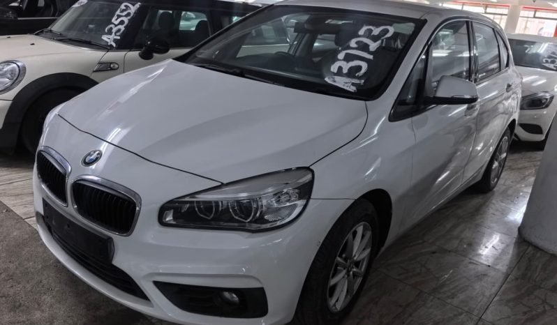 
								BMW 218i full									