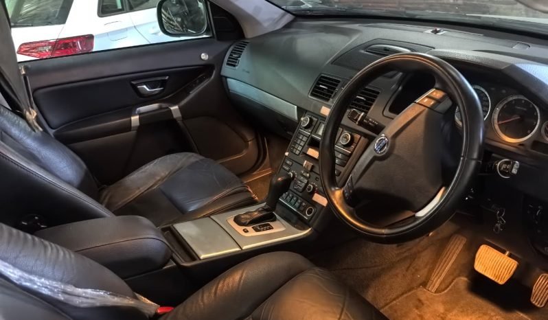 
								Volvo XC90 full									