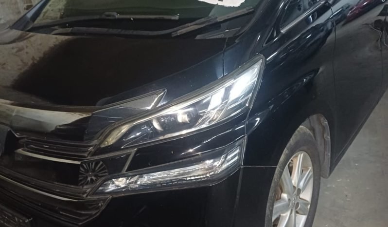 
								TOYOTA VELLFIRE full									