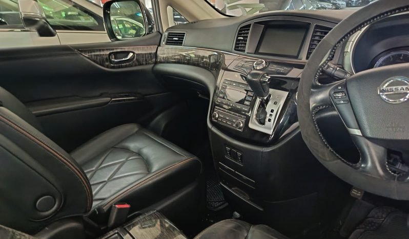 
								NISSAN ELGRAND full									