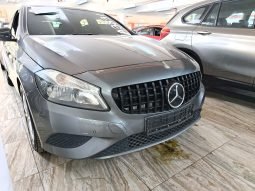 MERCEDES C180