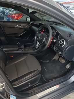 MERCEDES C180