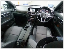 Mercedes Benz C200