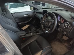 MERCEDES CLA180