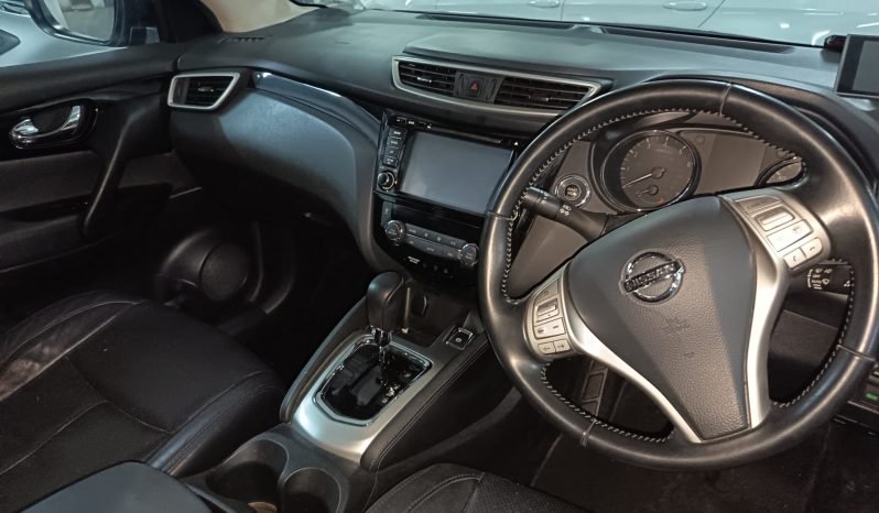 
								NISSAN QASHQAI full									