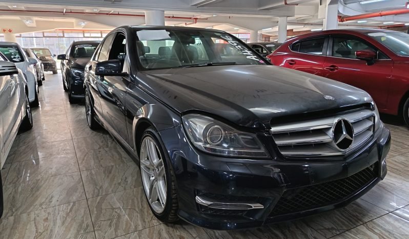 
								MERCEDES C200 full									