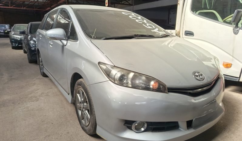 
								TOYOTA WISH full									