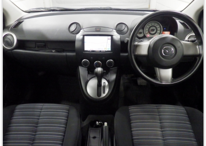 
								MAZDA DEMIO full									