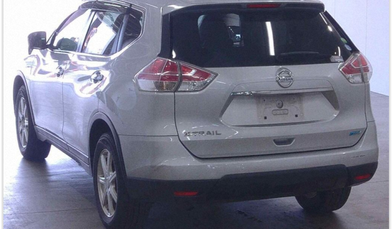 
								NISSAN X-TRAIL full									