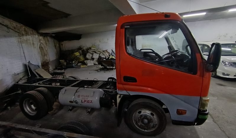 
								TOYOTA full									