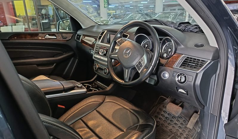 
								MERCEDES ML350 full									