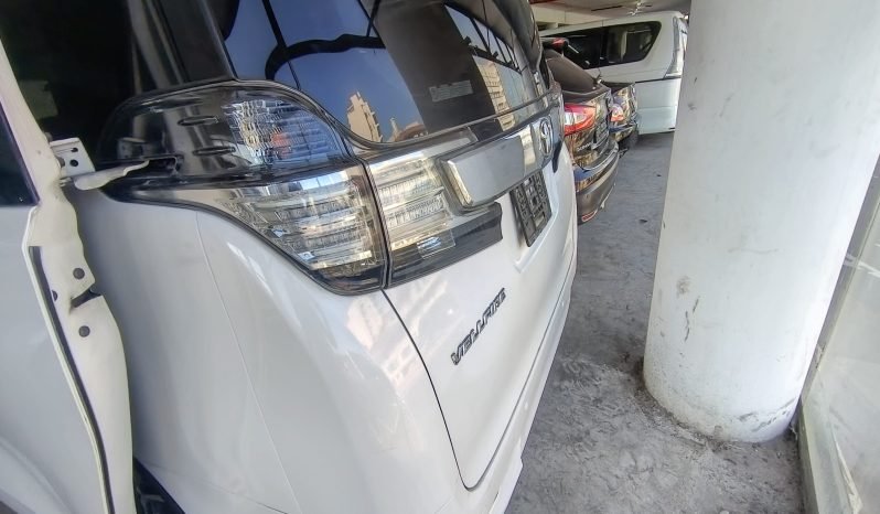 
								TOYOTA full									